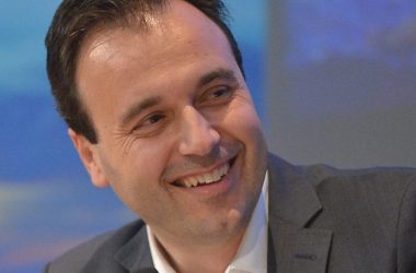 Περισσότερο σεξ και η ενιαία μαμά σε απευθείας σύνδεση